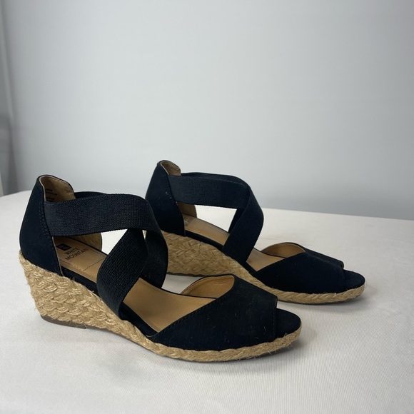 White Mountain Black Wedge Sandals (SB6) - Picture 3 of 5